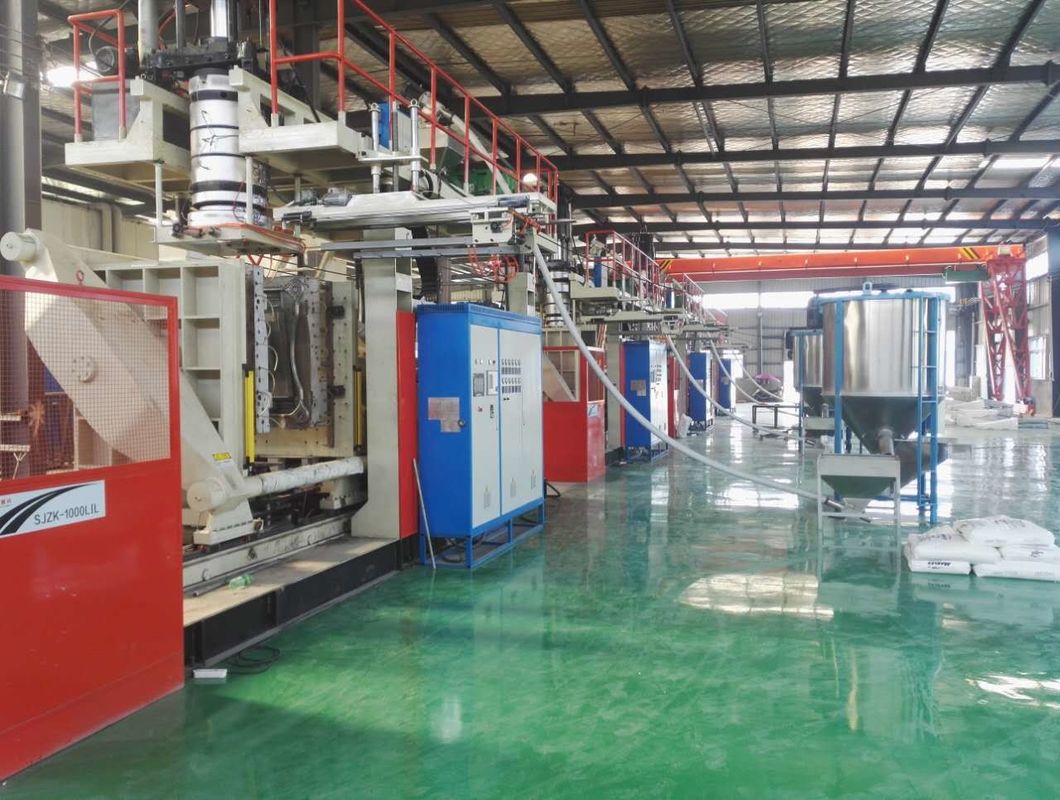 500L Proceso de moldeo por soplado de 7 capas se utiliza para fabricar servicios de plástico